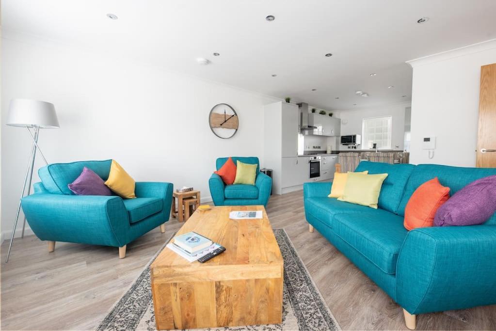 Modern Ground Floor Apartment In Tornagrain Inverness Extérieur photo
