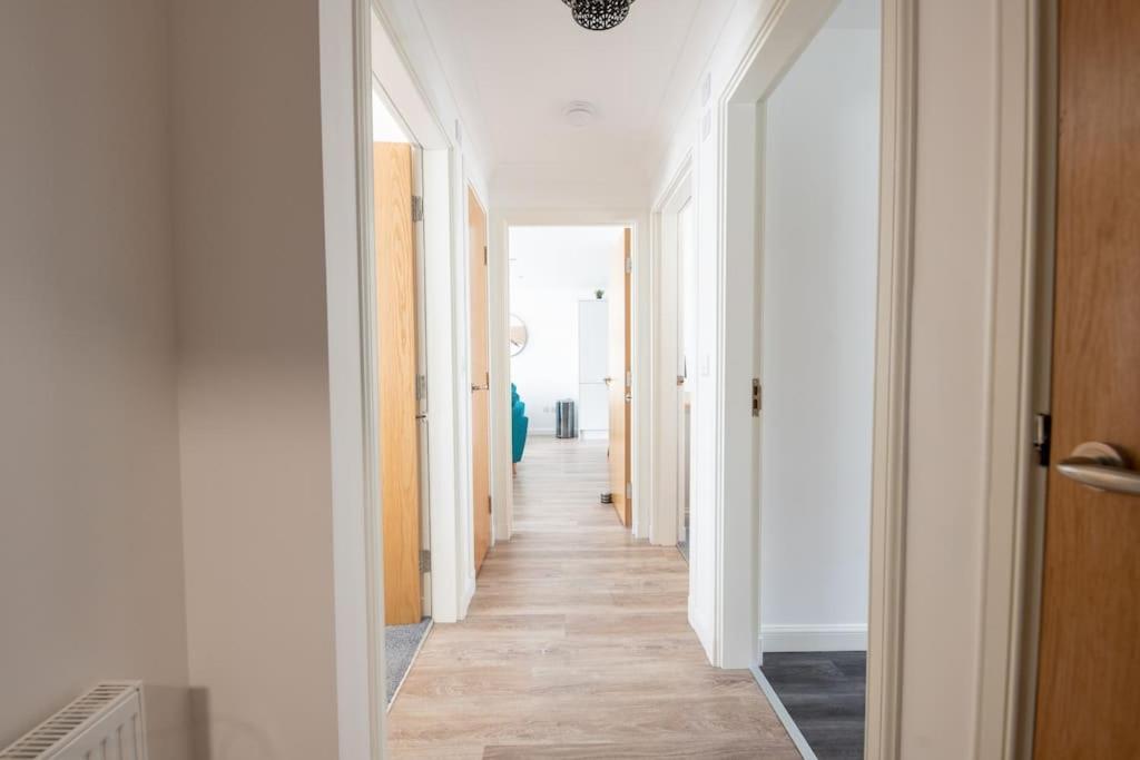 Modern Ground Floor Apartment In Tornagrain Inverness Extérieur photo